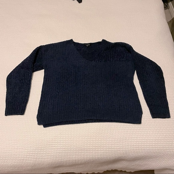 Lucky Brand navy chenille pullover - Picture 2 of 9